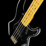 Fender Squier Matt Freeman Precision Bass BK 12