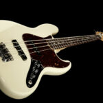 Fender AM Standard J-Bass RW OWT 11