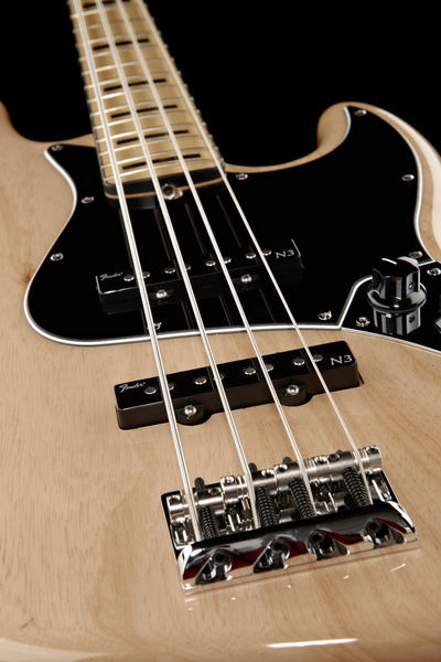 Fender American Deluxe J-Bass MN NA