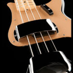 Fender AM Vintage 58 P-Bass BLK 10