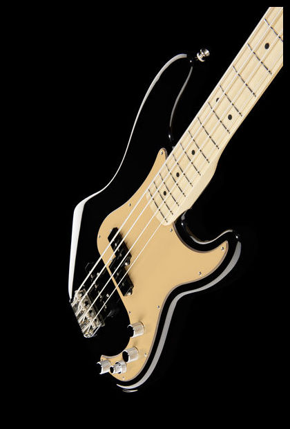 Fender Deluxe P-Bass Special MN BK