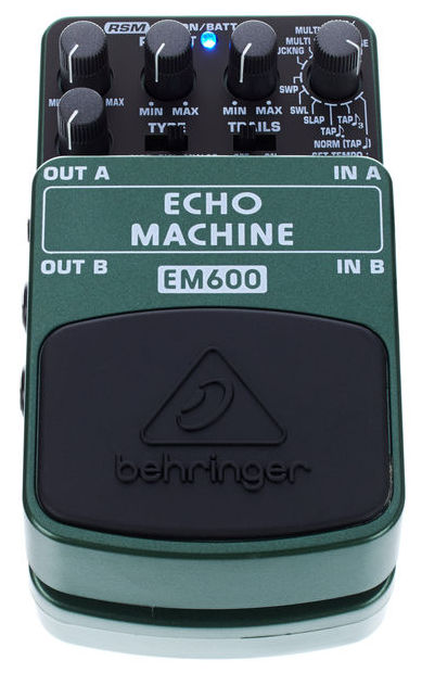 Behringer EM600
