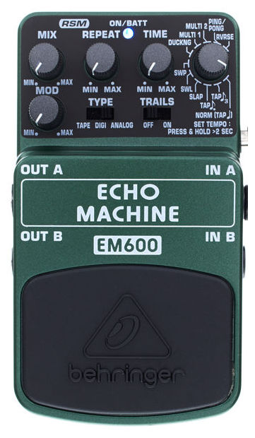 Behringer EM600