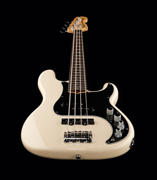 Fender American Deluxe P-Bass RW OW