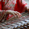 Jouer du Guzheng